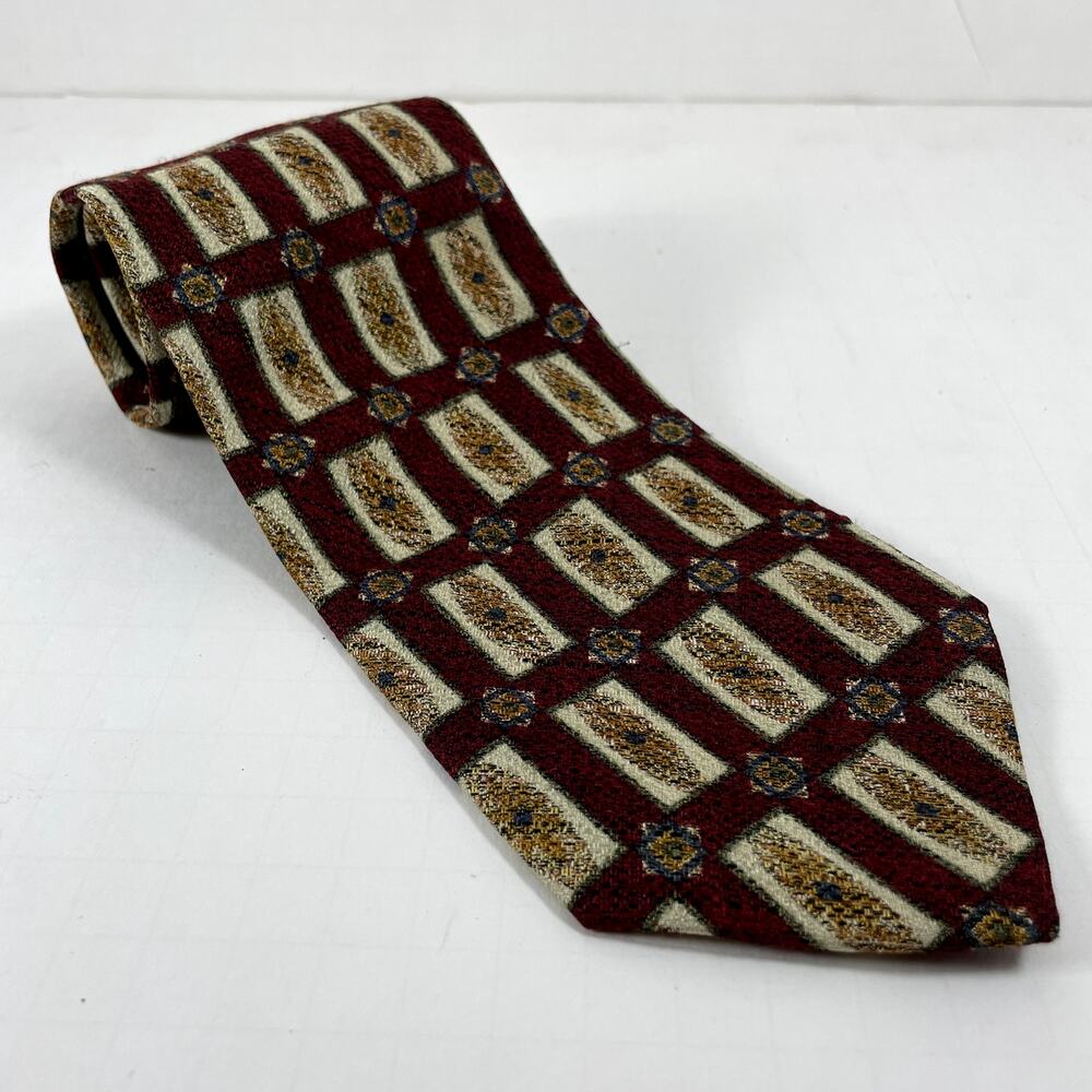 Ike Behar New York All Silk Tie (4"X58") Red Geometric Allover Made In Italy